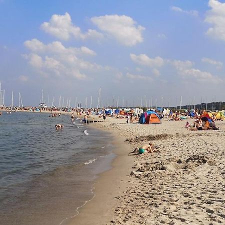 Zentrale Und Strandnahe Ferienwohnung In Kuehlungsborn Ost ภายนอก รูปภาพ